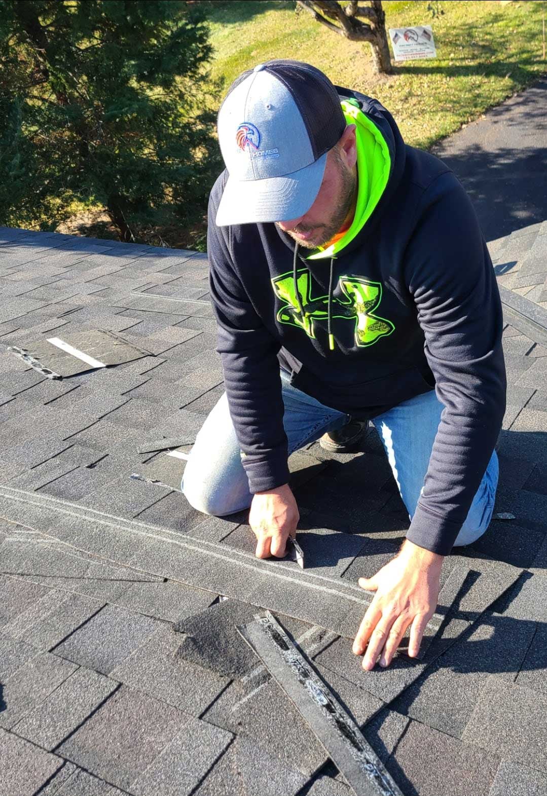 Patriot Homes expert fixing MN roof in exterior restoration